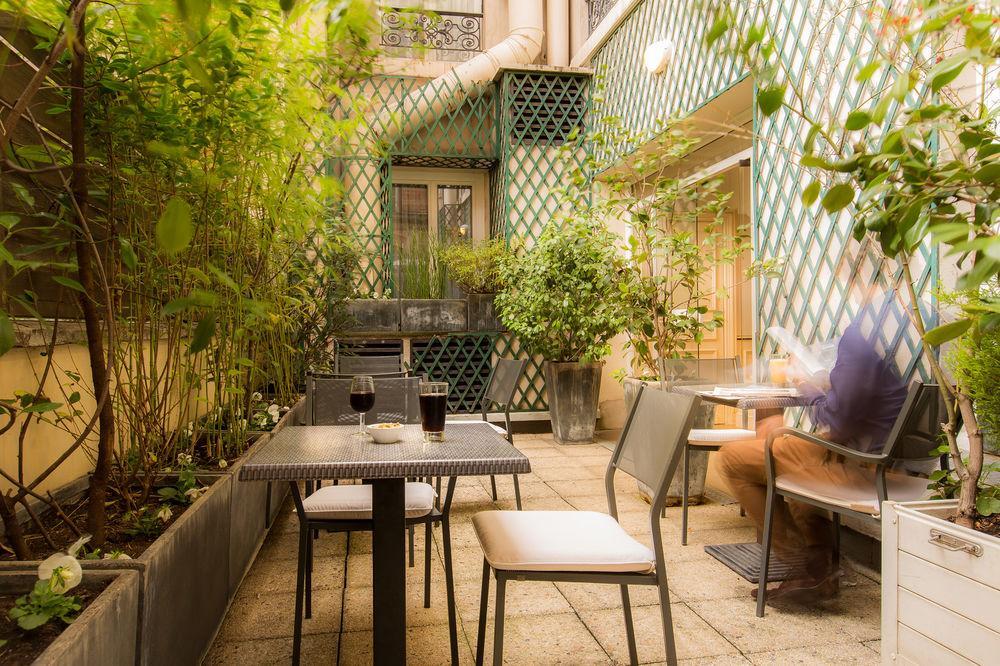 Hotel Toujours & Parijs